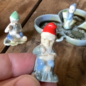 Rare wade whimsies leprechaun CHOOSE ONE of 3 stamped made in Ireland cobbler gnomes red yellow blue hat vintage image 5
