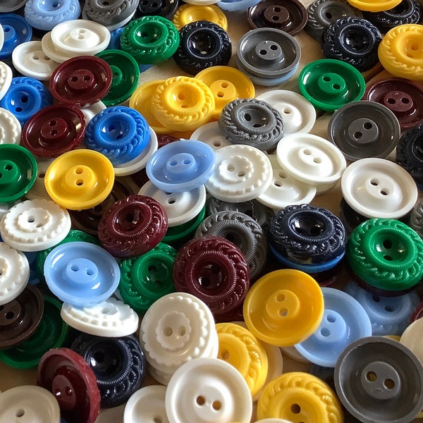 Vintage buttons 100 pc lot with a twist style, choose colour or mix blend, bulk bag button Art all same 70s 80s