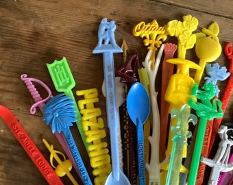 Vintage swizzle sticks lot of 30 collection bar decor or party. Bright fun plastic souvenir drink stirrers for staging retro bar or man cave