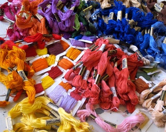 Embroidery thread floss lot of 25 skeins vintage and new many different colors, needle point cross stitch art cut work embroidery hoop art