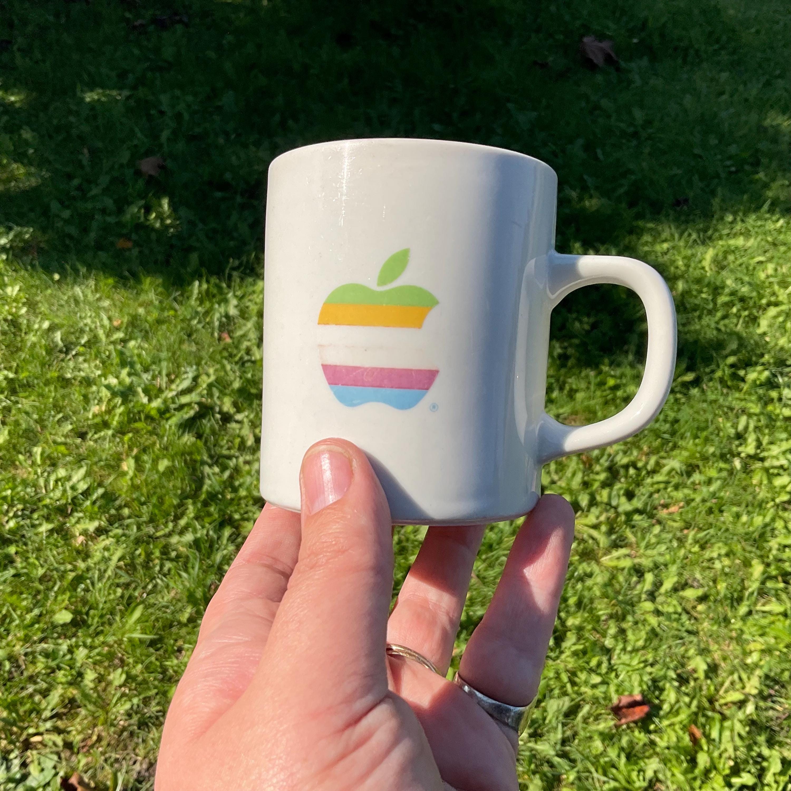 カップ VINTAGE APPLE MUG CUPS il_fullxfull.4148801491_oubz.jpg