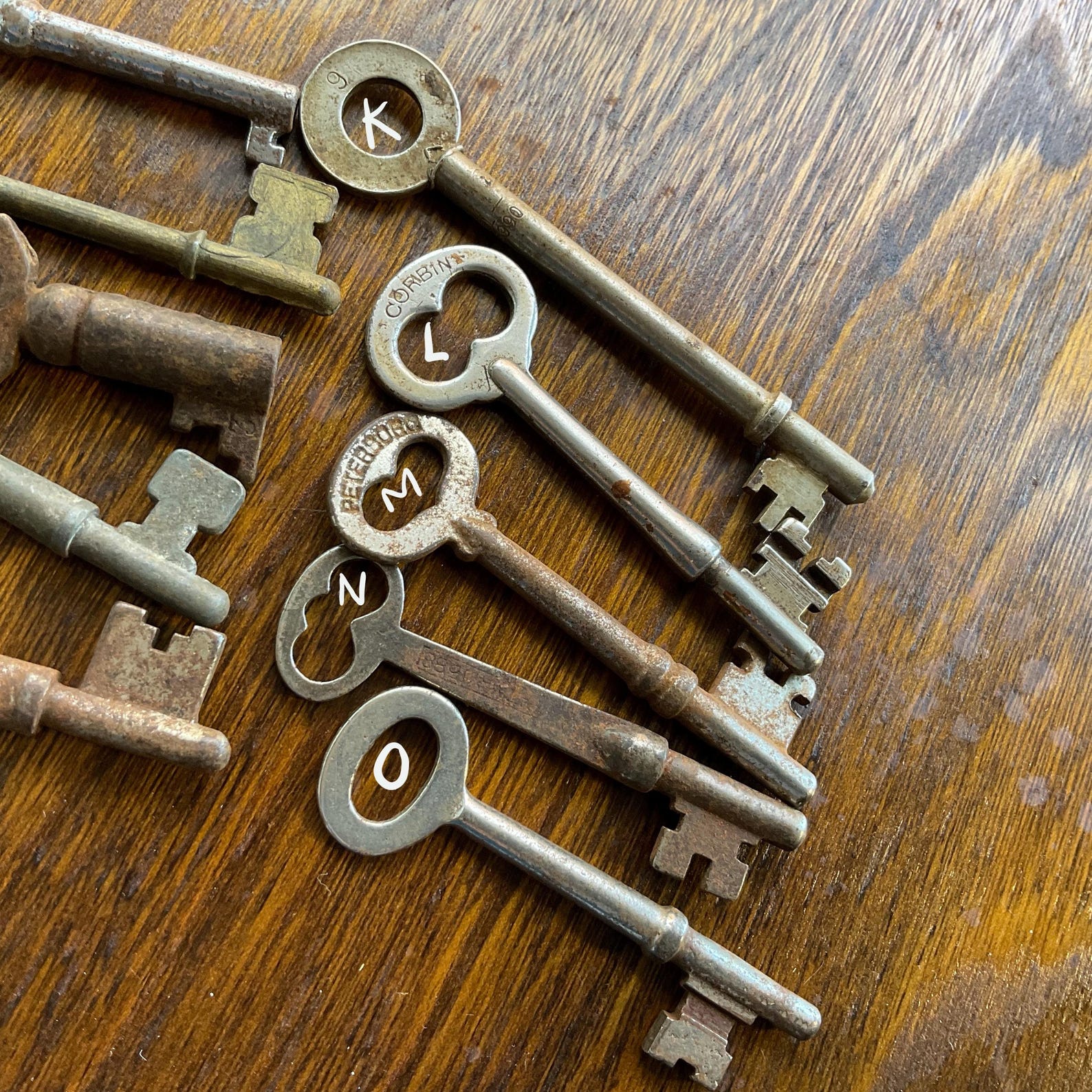 Antique Skeleton Key Choose One Door Locks Open Barrel Steampunk ...