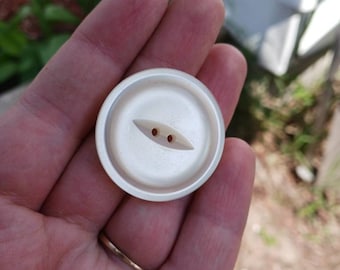 Bulk button lot, 100 medium white vintage fish eye sewing buttons for sweaters coat crafts Christmas wreath curtain new old dead stock