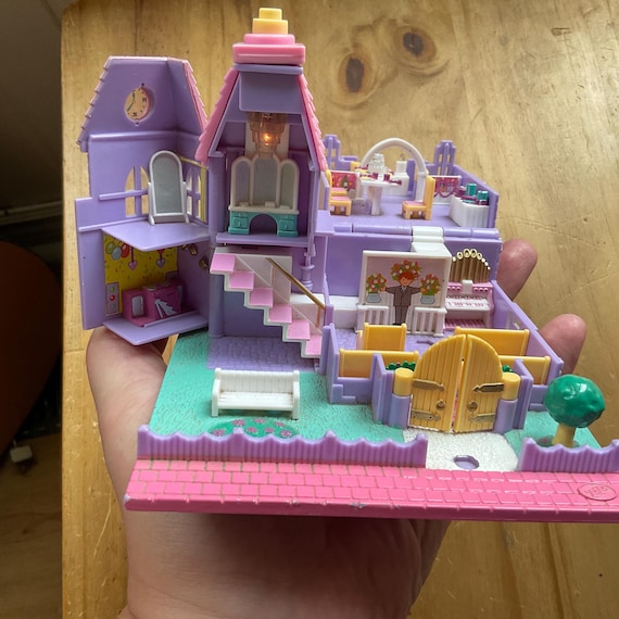 ポリーポケット ウェディングチャペルコンパクト 1993：ライトアップ