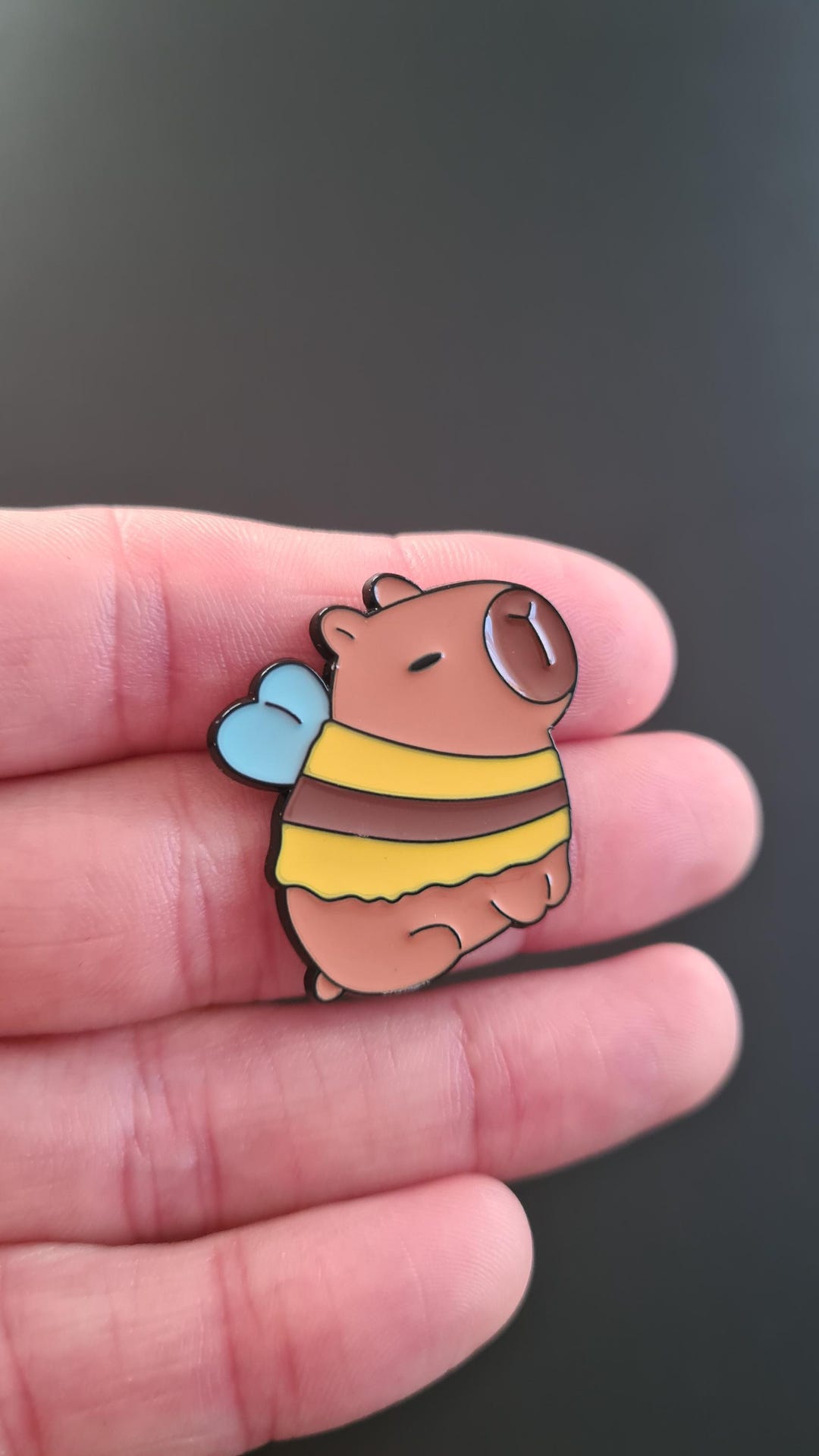 Capybara Bee Enamel Pin, Cute Capybara Enamel Brooch - Etsy