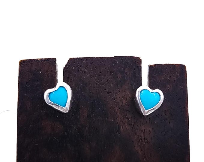Mona Lisa Turquoise Heart Studs