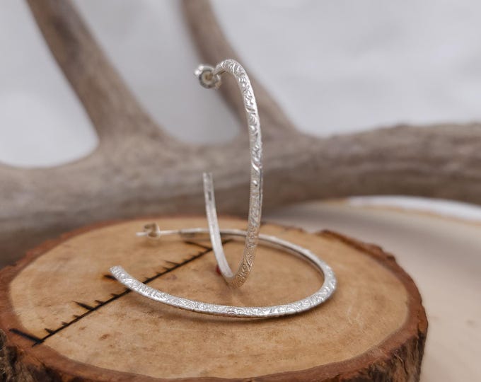 Triangle Floral Pattern Hoop Earrings