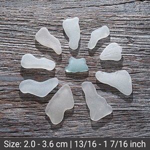 Wavy sea glass 10pcs. Sea glass art. Pendant sized sea glass. Wedding glass. Craft jewelry supplies. Sea glass decor. Sea glass for jewelry
