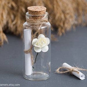 Regalo de cumpleaños personalizado, Rosa de leche en una botella con mensaje personalizado, Regalo de aniversario en papel, Regalo de condolencias, Regalo para un amigo
