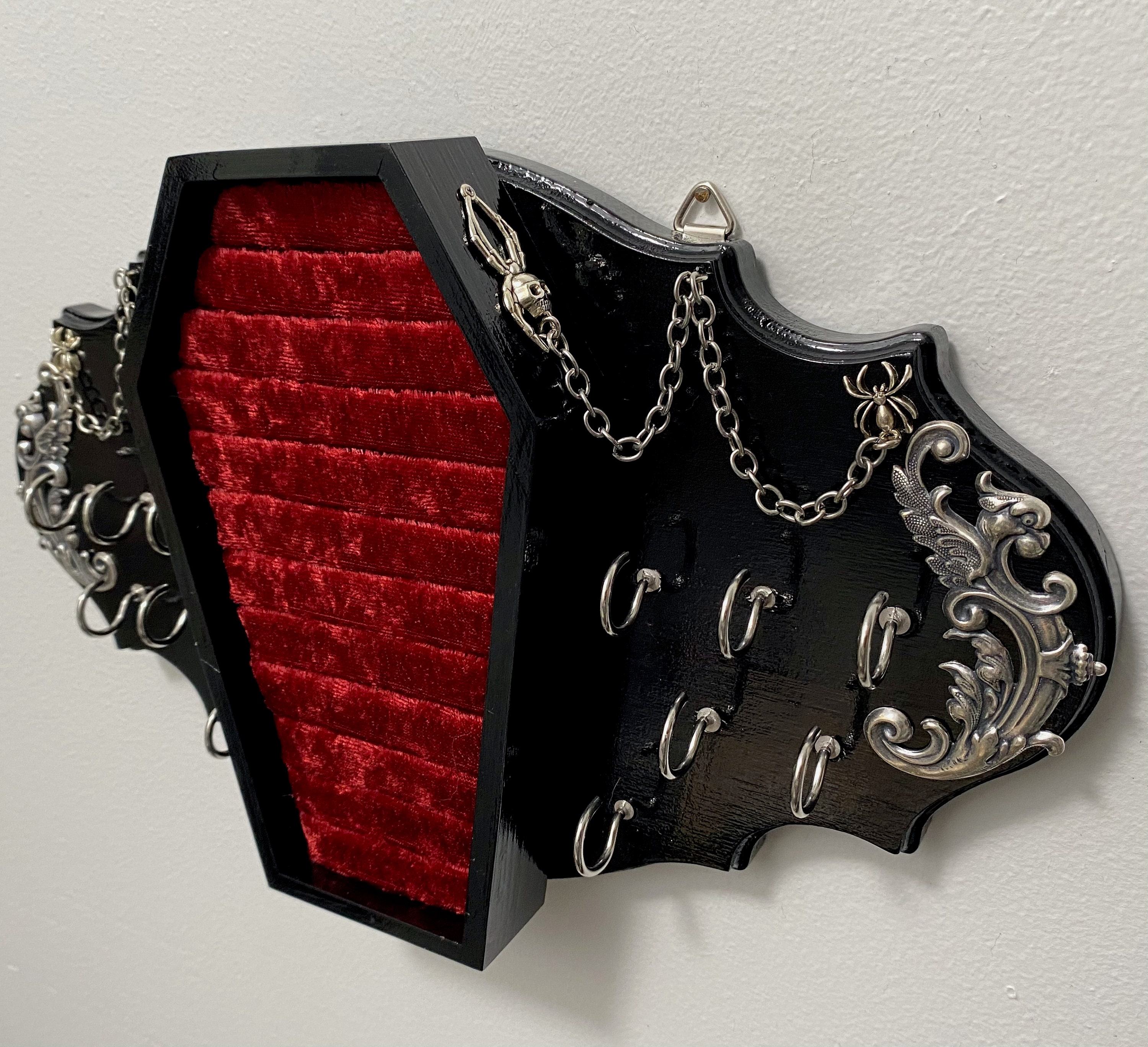 Coffin Plaque Jewelry Organizer, Victorian Gothic Plaque Wall-hanger, Gothic Decor Jewelry Organizer, Skull Spider, Gargoyle, Red Velvet