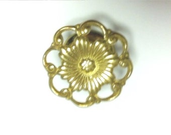 VICTORIAN CAST BRASS FURNITURE KNOB G-8