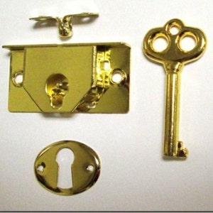 Set of 3 Vintage padkeyhole 19th century Antique brass keyhole covers Details of padlock Rare original patina