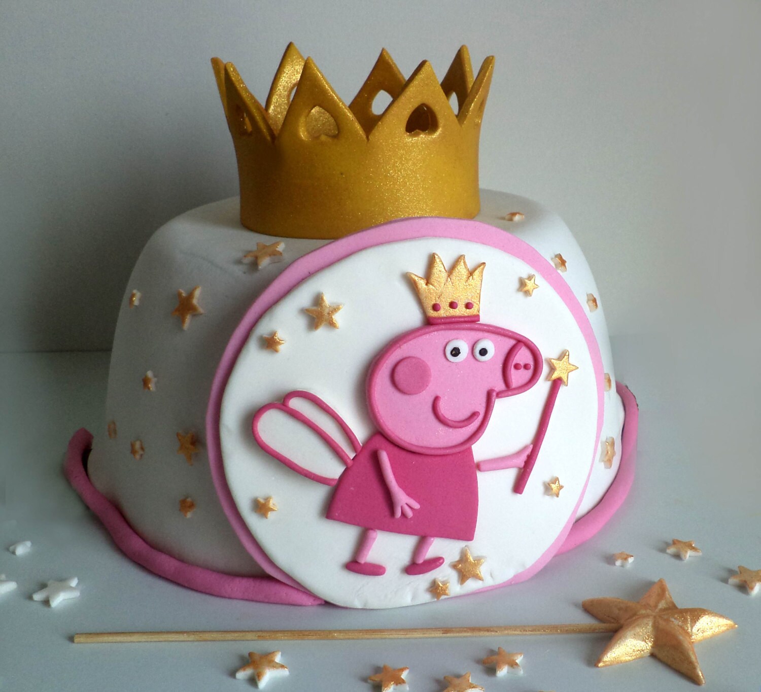 Peppa Pig Fairy Princess Fondant Cake Topper With Gold Crown Etsy Uk