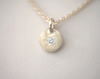 MINI-RUNDER Anhänger aus Gelbgold und Diamanten