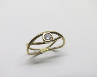 BAGUE en Or jaune et diamant 0.10 cts