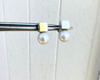 DUO Ohrstecker, Silber und Zuchtperle