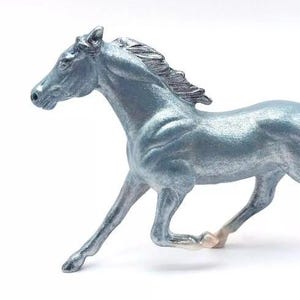 Breyer CM Custom Stablemates Decorator Metallic Painted Pacer Horse