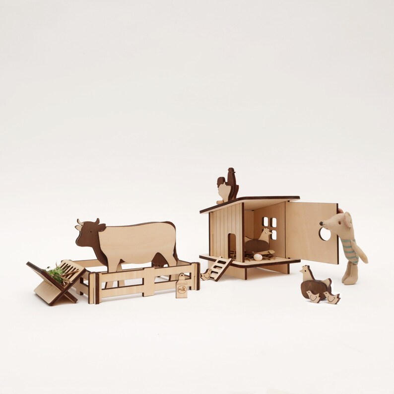Wooden Farm Toys Milkywood Composed Of A Miniature Coop Four Animal And Accessories To Play With Little Dolls