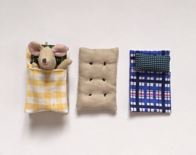 Mini Futon Sleeping Bag and Pillow for Dollhouse / Miniature Etsy