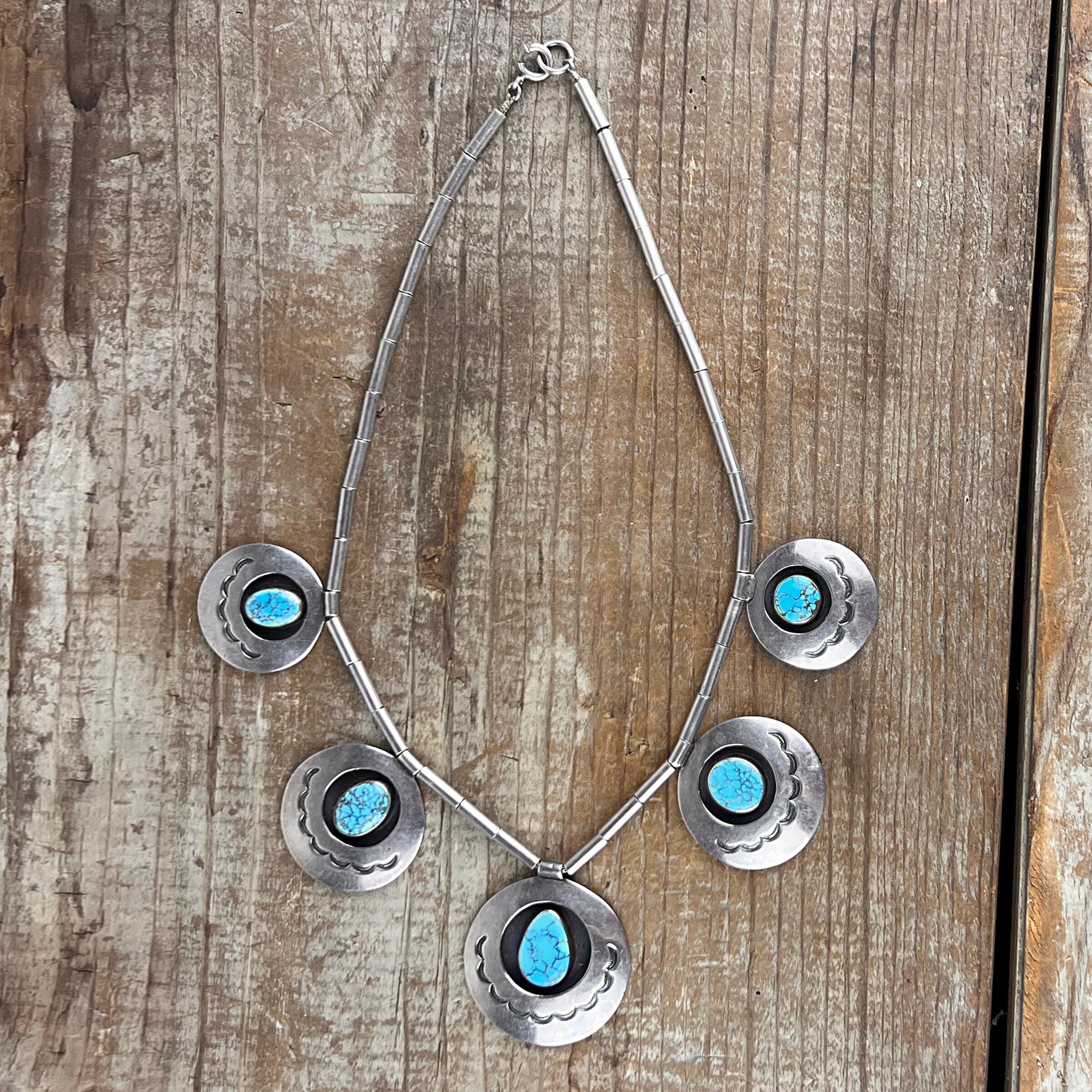 Tubule Rare Vintage Native American Zuni Turquoise Sterling Silver Necklace Tubule Rare Vintage Native American Zuni Turquoise Sterling Silver Necklace