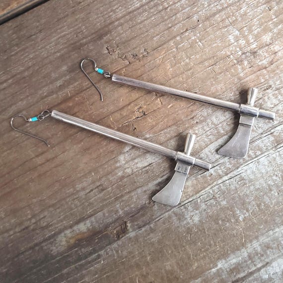 Dramatic Pipe Tomahawk Earrings - image 4