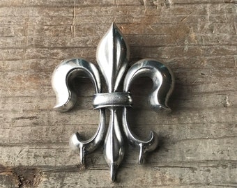 Ancienne Broche Montre Chatelaine Fleur De Lis Plaquée Or 1/20 12K - Occasion Vintage