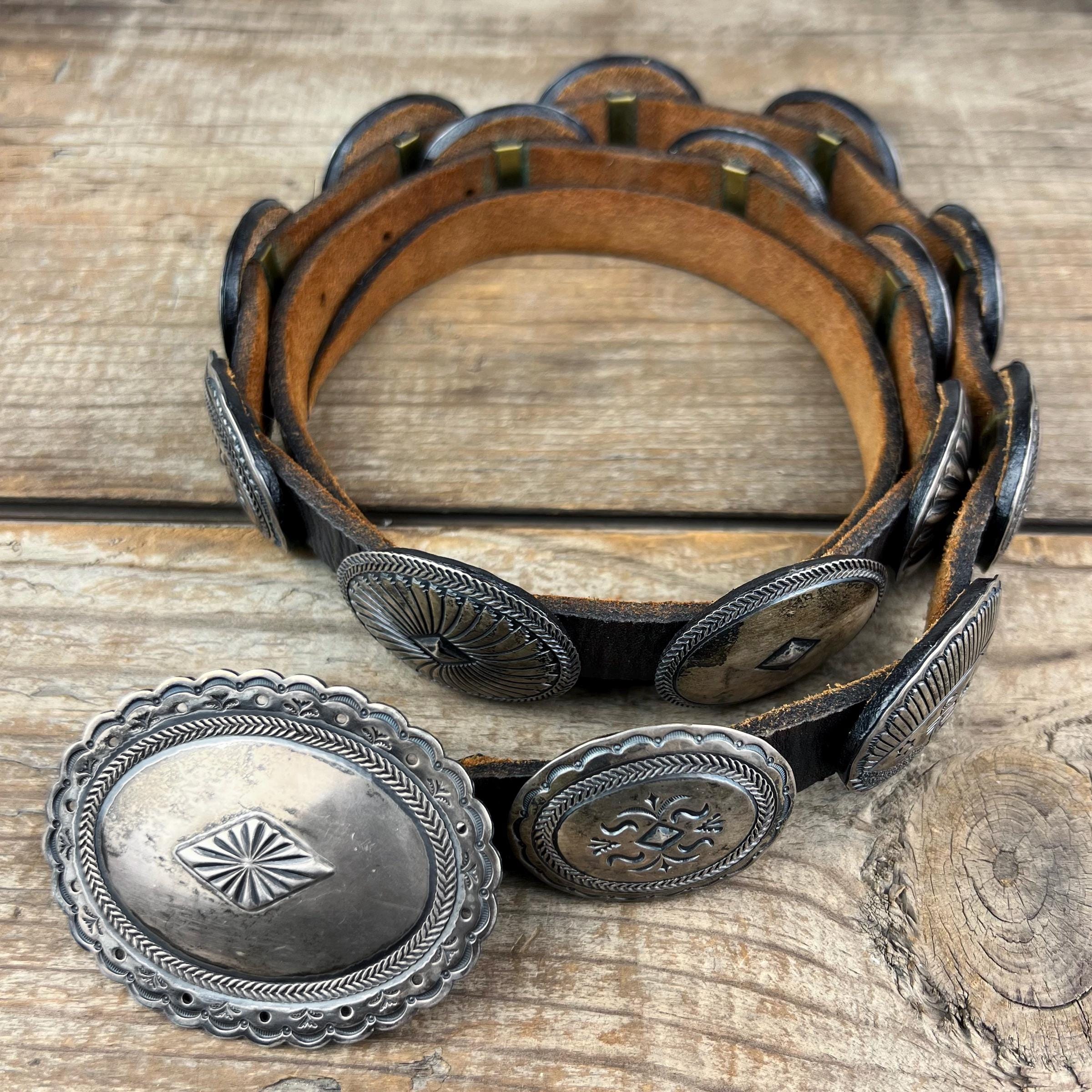 23区 コンチョベルト レザー　ウェスタン　ヴィンテージ　　アンティーク　金属 Sterling vintage concho belt - Etsy 日本