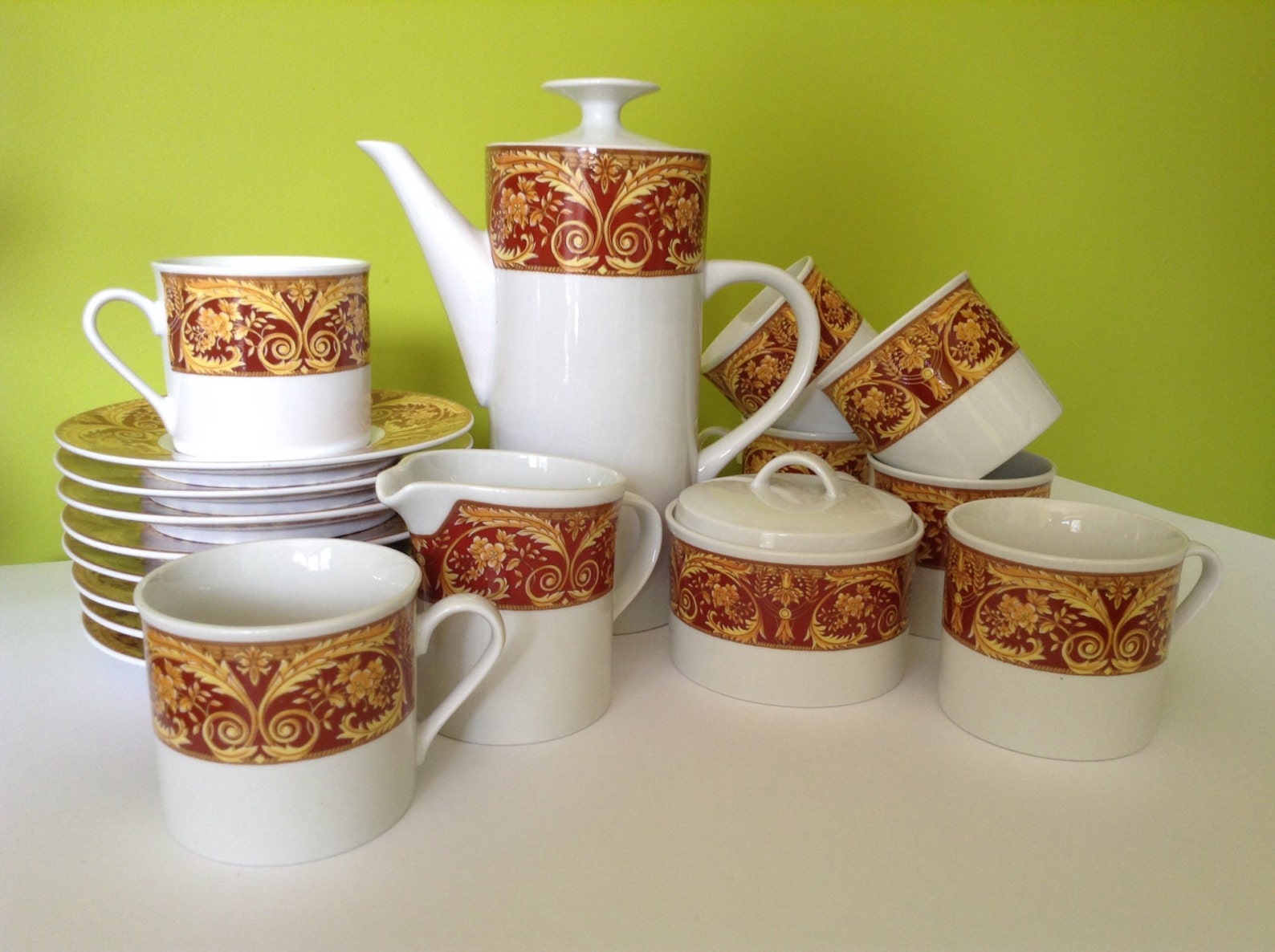 Lynns Fine China, Valetta Red and Gold Pattern, 18 Piece Coffee Set