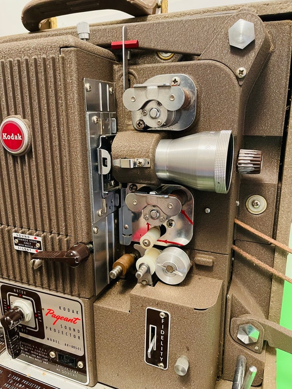 Vintage Kodak Pageant Sound Projector Model AV-085-F1 - Etsy