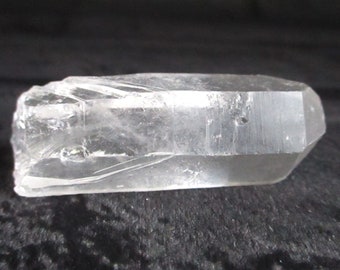 Clear Quartz Point, Natural Quartz Crystal, Healing Quartz, Rough Clear Quartz, Small Mineral, Collector Rock Stone, Crystal Lover Gift