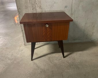 Chevet années 50