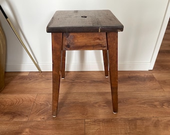 Antiker Hocker