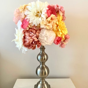 Floral design lamp shade