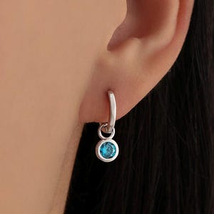 März Geburtsstein Aquamarin Blau CZ Creolen in Sterlingsilber, abnehmbare Creolen mit Silber-, Gold- oder Roségold-Finish