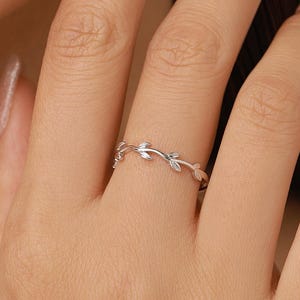 Minimalist Olive Branch Ring in Sterling Silver, Adjustable Olive Leaf Ring, Botanical RIng