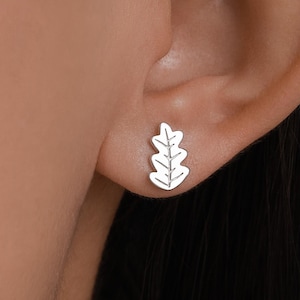 Pendientes de hoja de roble en plata de ley, pequeños pendientes de hoja de bellota, pendientes de hoja pequeña, inspirados en la naturaleza.