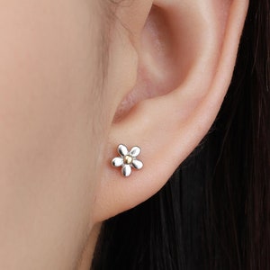 Tiny Little Forget-me-not Flower Stud Earrings in Sterling Silver, Cute Flower Stud, Tiny Flower Earrings, Floral Earrings