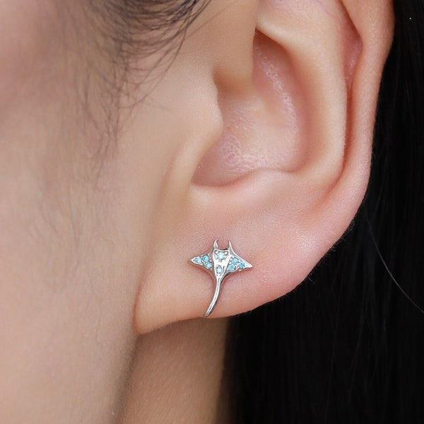 Manta Ray Fish Stud Earrings in Sterling Silver, Aquamarine Blue Manta Ray CZ Earrings in Sterling Silver, Stingray Fish Earring