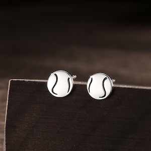 Kleine tennisbal-oorknopjes in sterlingzilver, zilver, goud of roségoud, tennisoorbellen, sieradencadeau voor een tennisliefhebber