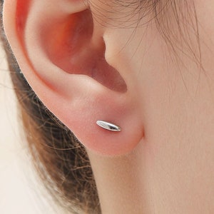 Petites puces d&#39;oreilles Little Rice en argent sterling, argent, or ou or rose, Puces d&#39;oreilles Orzo, Boucles d&#39;oreilles Rice