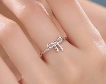 Double Bows Ring – Mirit Weinstock