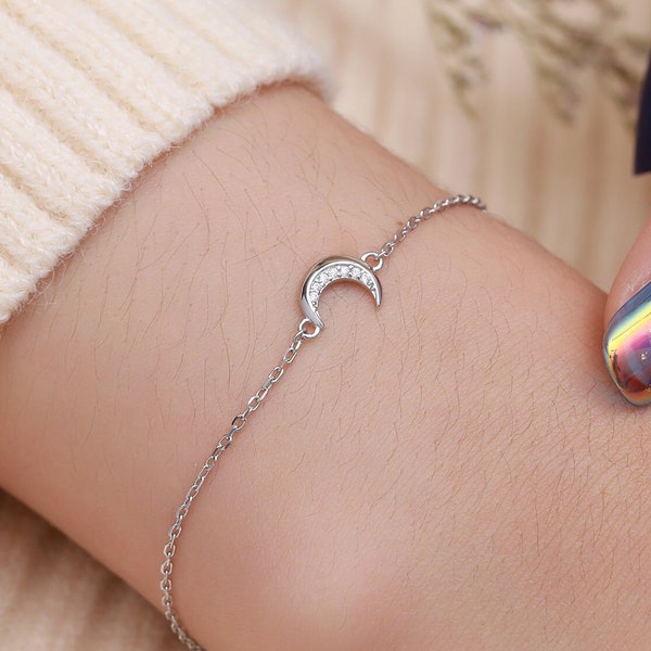 Extra Tiny Crescent Moon Bracelet in Sterling Silver, Silver or Gold, Silver Moon Bracelet, Moon Jewellery, Moon and Star