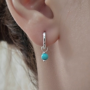 Sterling Silver Blue Turquoise Bead Huggie Hoop Earrings, Silver or Gold, Minimalist Turquoise Dangle Hoop Earrings, Turquoise Hoop Earrings