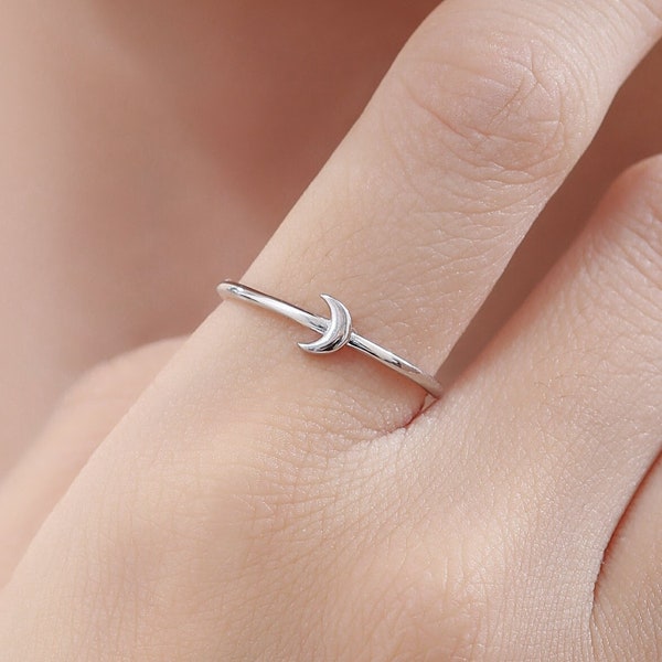 Extra Tiny Little Moon Skinny Ring in Sterling Silver, Single Moon Delicate Ring, Silver Moon Ring, Simple and Minimal
