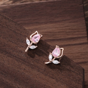 Pendientes de plata de ley con flor de tulipán CZ, plata, oro u oro rosa, pendientes de tulipán rosa, pendientes florales, pendientes de flores, naturaleza imagen 1