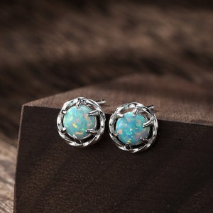 Aqua Grüner Opal Dorn Kralle Ohrstecker, Opal Twist Ohrringe, Feueropal, Opal Ohrstecker