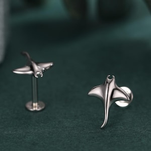 Sterling Silver Manta Ray  Internally Threaded Flat Back / Screw Back / Stud Earrings, Silver, Gold or Rose Gold, Ocean Fish Earrings
