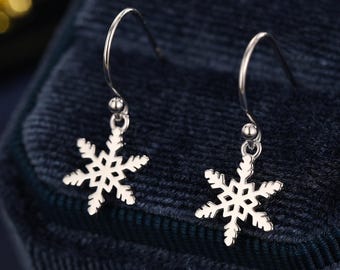 Fina snöflingeörhängen i sterlingsilver, silver, guld eller roséguld, fina snöflingeörhängen, snöörhängen