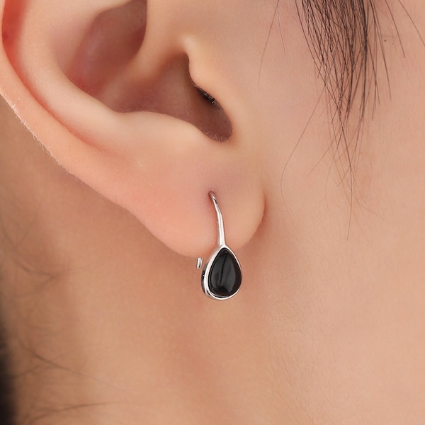 Boucles d'oreilles pendantes en onyx noir véritable taille poire en argent sterling, boucles d'oreilles délicates en onyx noir naturel, boucles d'oreilles goutte en onyx noir poire