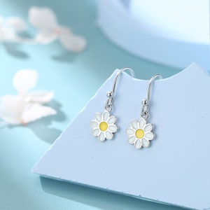 Vintage Daisy Flower Silver Dangle Earrings - Sterling Silver Hooks, Perfect Mother's Day Gift 4 thumbnail image